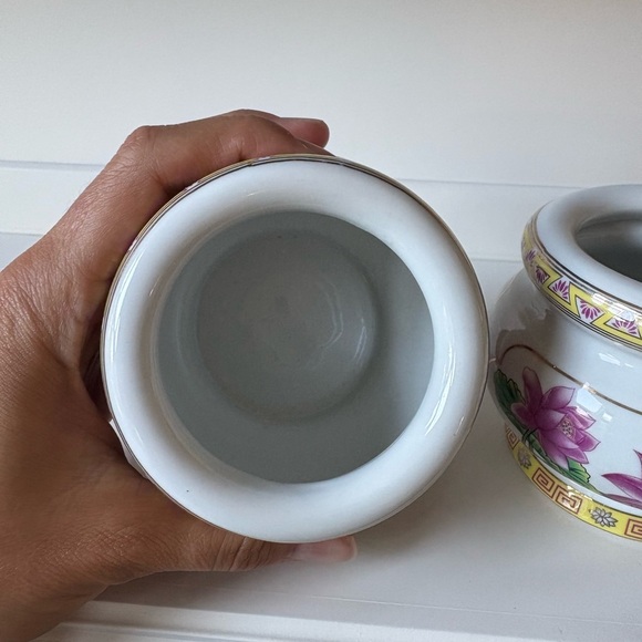 Set of 2 porcelain jars, floral vases, Asian flowers decor, pink and gold vase - Picture 3 of 3